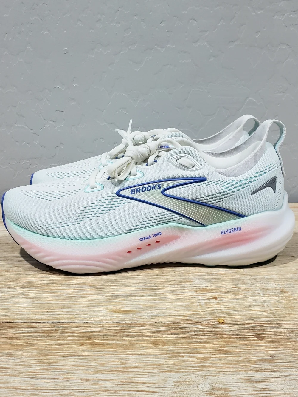 BROOKS Women's Glycerin 22 Running Shoes (9.5M) White/Limpet Shell/Amparo Blue